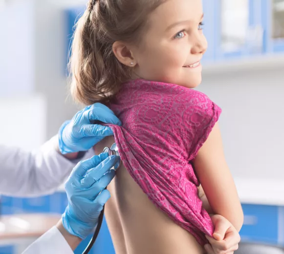 Actu GP Mieux comprendre l’asthme infantile grâce au microbiote pulmonaire