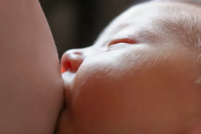 Actu GP : Prématurité : donner le sein changerait tout